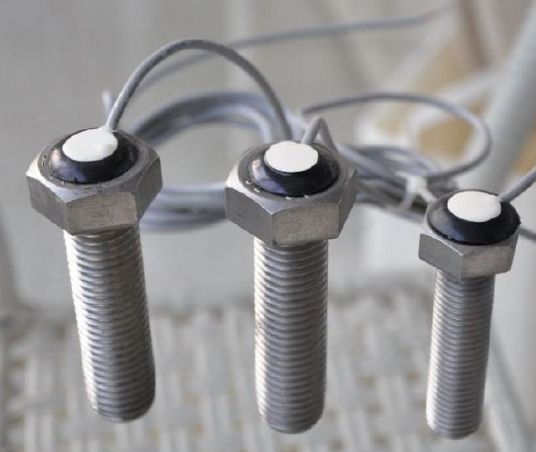 Inspection and calibration of bolt axial force strain gauge